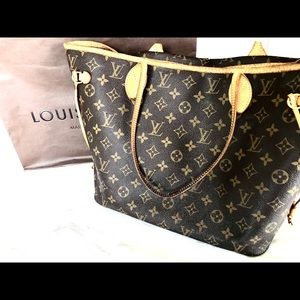 Louis Vuitton Neverfull MM